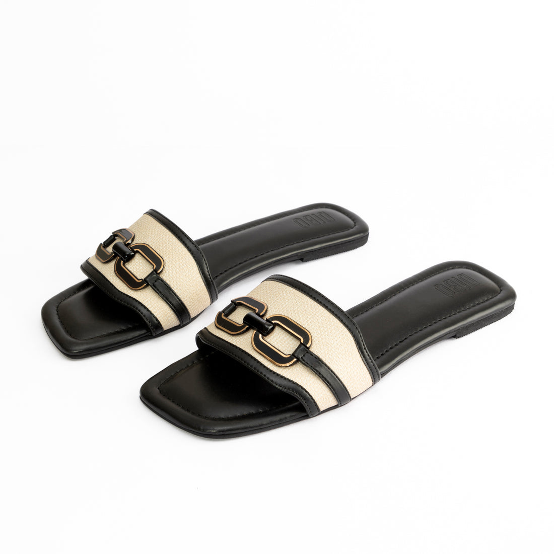 BLACK AND BEIGE FLATS WITH BUCKLE