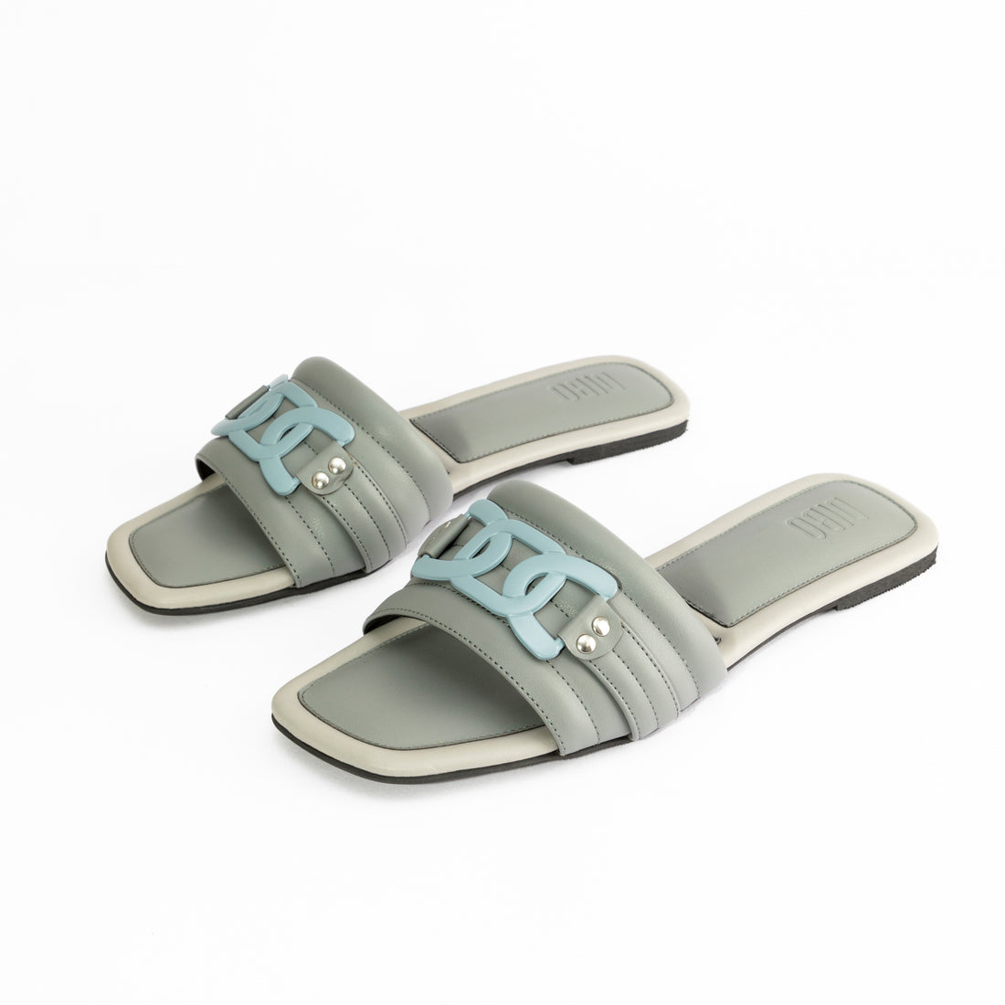 LIGHT GREY COMFORT FLATS WITH BUCKLE